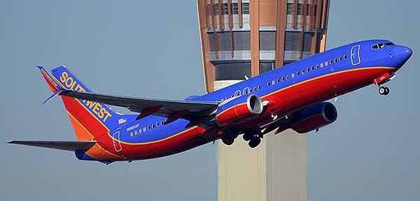 Southwest Boeing 737-8H4 N8603F, Phoenix Sky Harbor, December 22, 2014